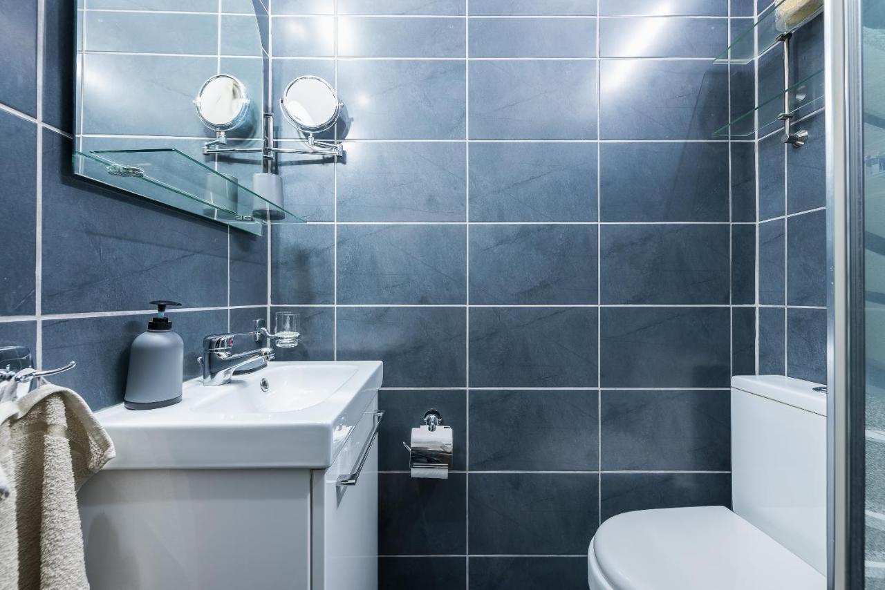 Amazing Apartment Pallini - Near Airport & Metro Zewnętrze zdjęcie